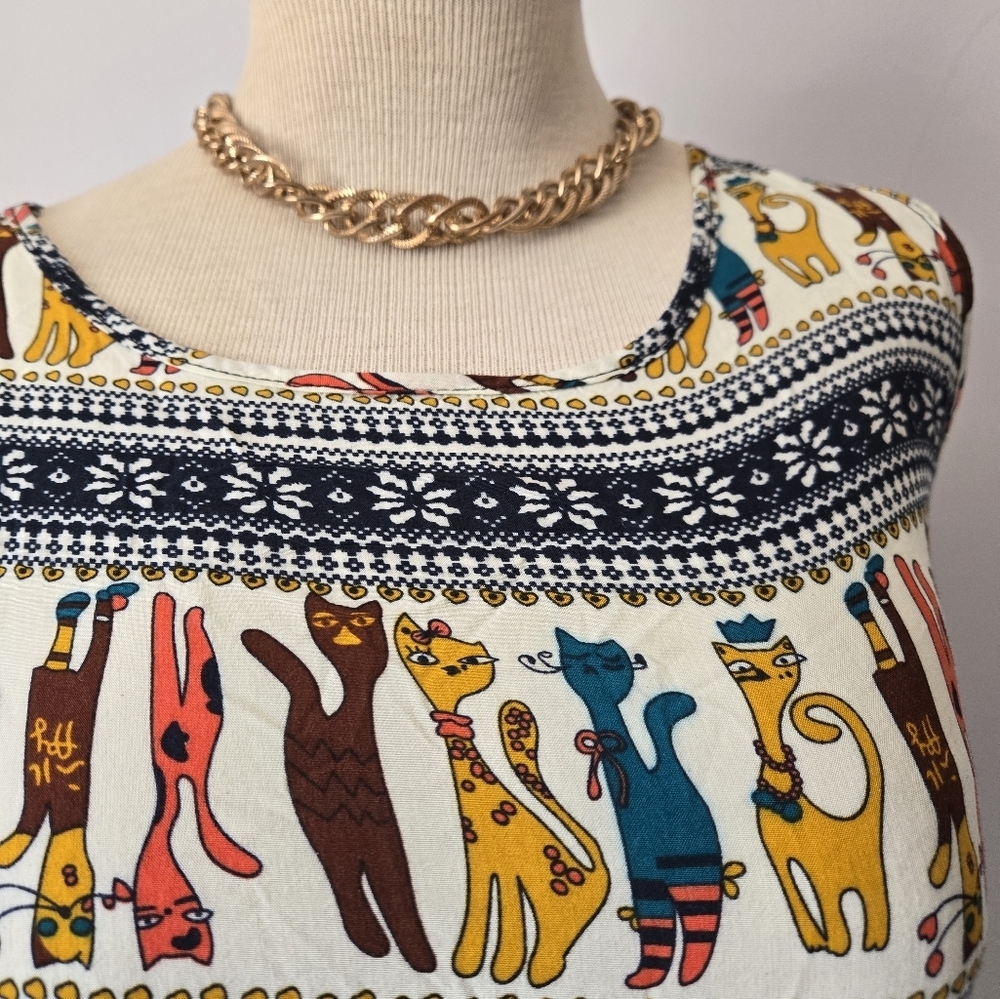 BEAUTY Cartoon Cat Patterned Lightweight Multicolor Sleeveless Midi Dress. Small - Picture 4 of 10